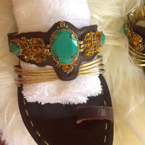 BCBG Boho Chic Sandals Stylish Very Rich Turquoise & Bronze Bling!! CLEAN & EXC! - Picture 5 of 8